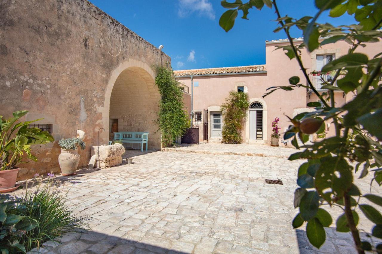 Terre Di Cavalusi Relais Pensionat Donnafugata Eksteriør billede